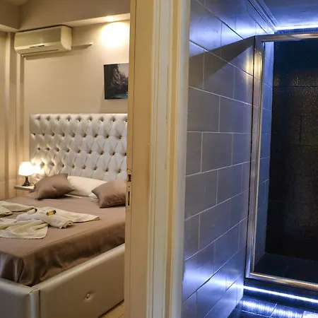 Aparthotel The 