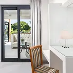 Apart-hotel The 